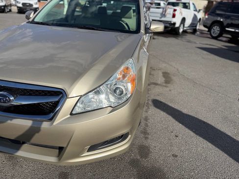 Used 2010 Subaru Legacy 2.5i Premium image 54