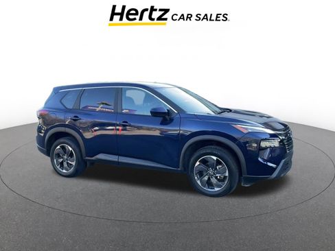 Used 2025 Nissan Rogue SV image 1