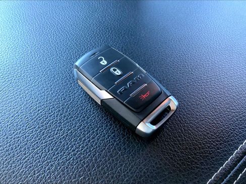 Used 2022 RAM 1500 Big Horn image 15