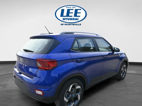 Certified 2026 Hyundai Venue SEL FWD image 3