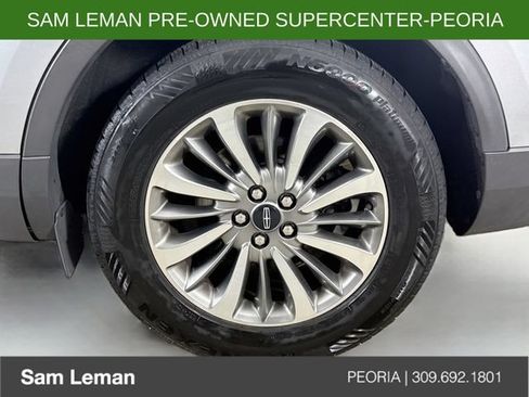 Used 2021 Lincoln Nautilus FWD w/ Equipment Group 101A image 30