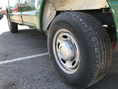 Used 2018 Ford F250 XL w/ Power Equipment Group RWD image 12