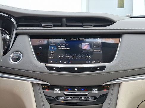 Used 2021 Cadillac XT5 Premium Luxury image 20