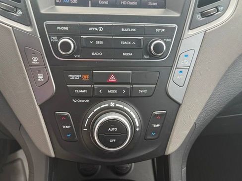 Used 2018 Hyundai Santa Fe Sport FWD image 29