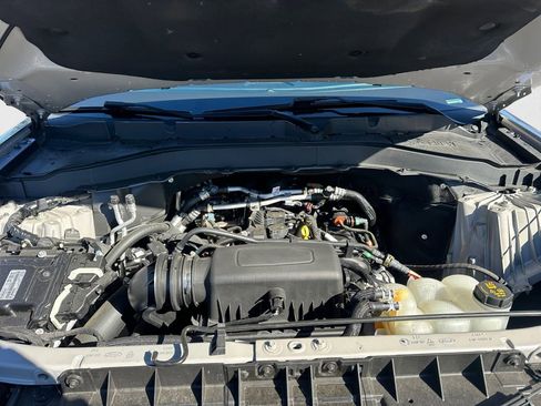 Used 2022 Ford Explorer XLT w/ Class IV Trailer Tow Package image 14