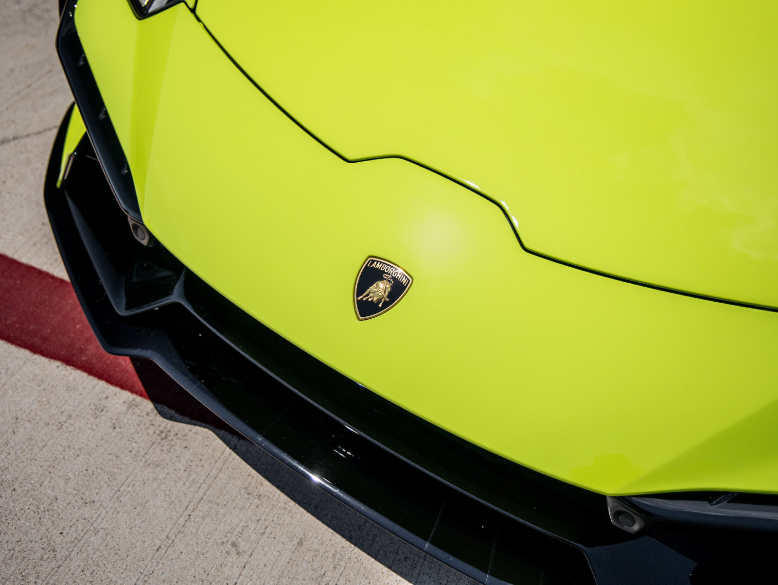 Used 2024 Lamborghini Huracan Tecnica RWD image 20