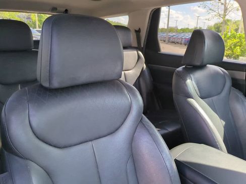 Used 2020 Hyundai Palisade SEL w/ Premium Package image 7