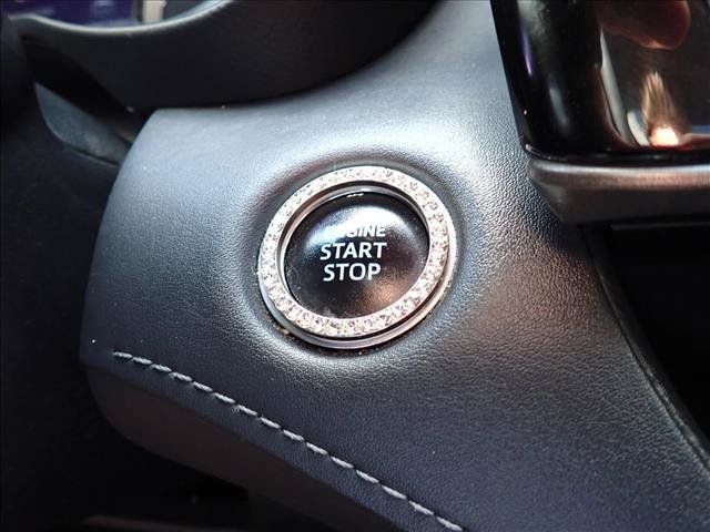 Used 2020 Toyota Highlander XLE AWD/4WD image 21