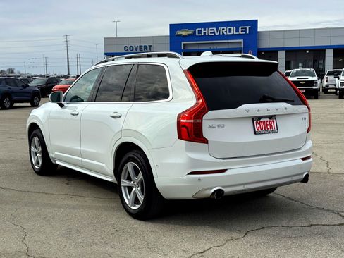 Used 2018 Volvo XC90 T5 Momentum w/ Convenience Package image 9