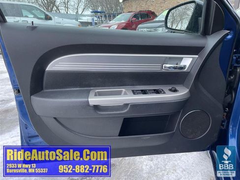 Used 2009 Chrysler Sebring Touring w/ Electronics Convenience Group image 9