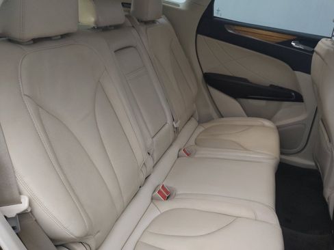 Used 2016 Lincoln MKC Select w/ Select Plus Package FWD image 19