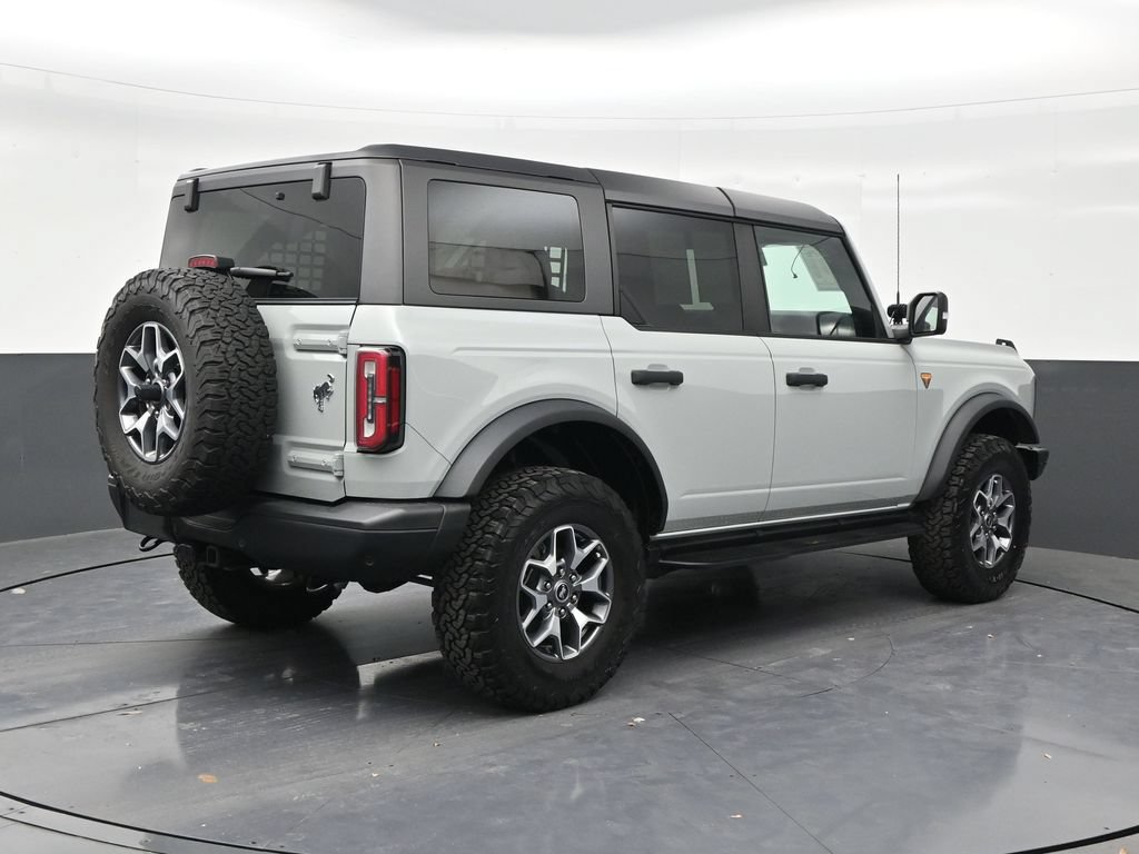 Used 2024 Ford Bronco Badlands AWD/4WD image 5