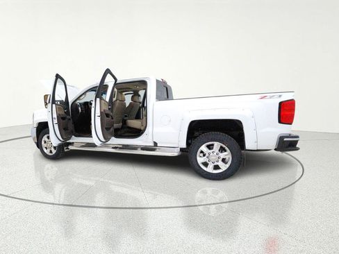 Used 2017 Chevrolet Silverado 2500 LTZ w/ LTZ Plus Package AWD/4WD image 15