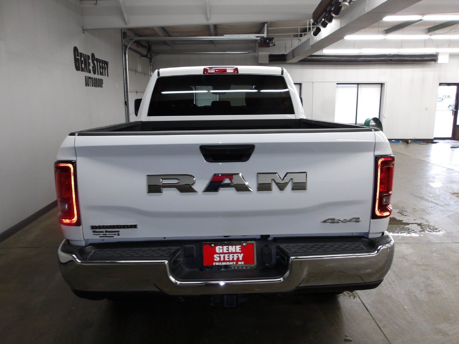 Used 2026 RAM 2500 Big Horn AWD/4WD image 7