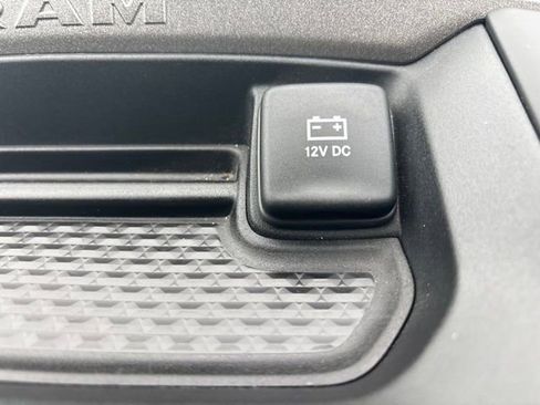 Used 2025 RAM 2500 Tradesman w/ Chrome Appearance Group image 36