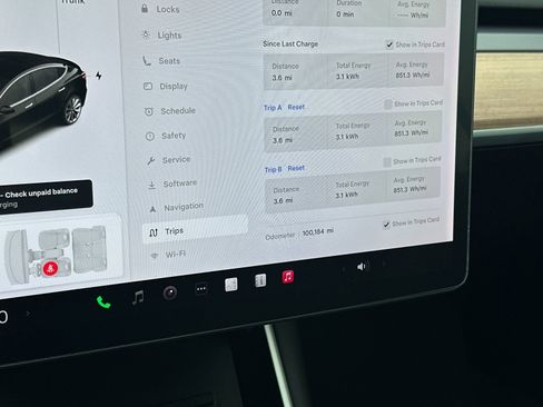 Used 2020 Tesla Model 3 Standard Range Plus image 22