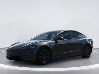 Used 2025 Tesla Model 3 Long Range RWD video 2