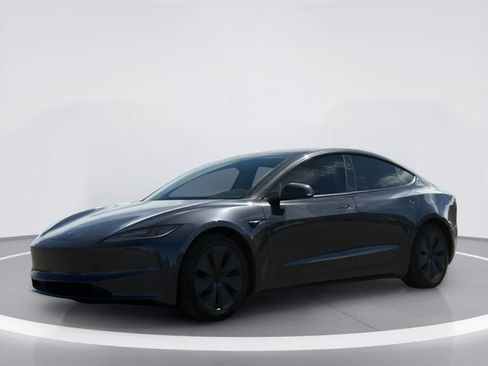 Used 2025 Tesla Model 3 Long Range RWD image 2