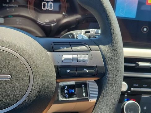 New 2026 Hyundai Tucson SEL FWD image 8