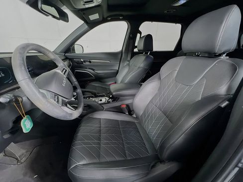 Used 2024 Kia Telluride EX X-Line image 12
