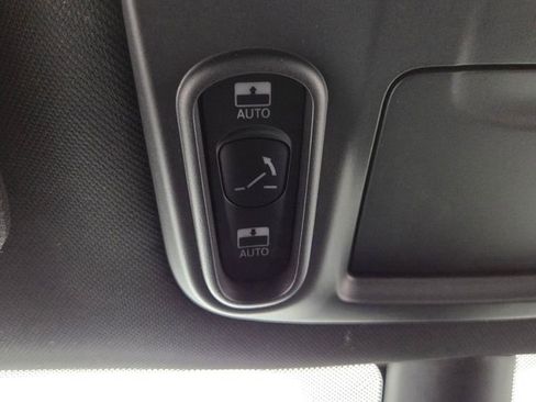 New 2026 Chrysler Pacifica Select image 28