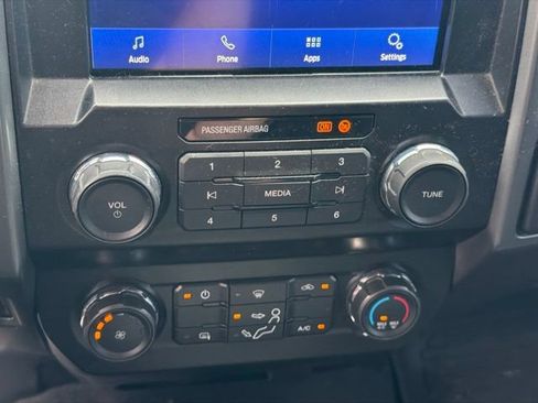 Used 2020 Ford F250 XLT w/ FX4 Off-Road Package AWD/4WD image 20