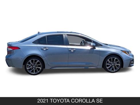 Used 2021 Toyota Corolla SE w/ Carpet Mat Package (TMS) FWD image 6