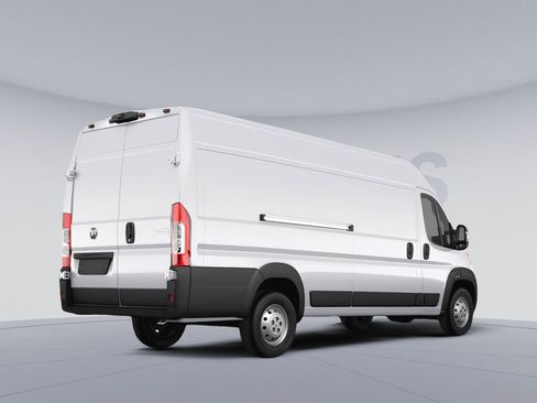Used 2025 RAM ProMaster 3500 w/ Convenience Group FWD image 4
