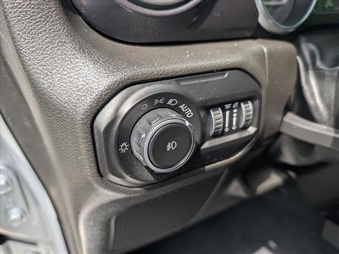 Used 2022 Jeep Wrangler Unlimited Sport AWD/4WD image 31