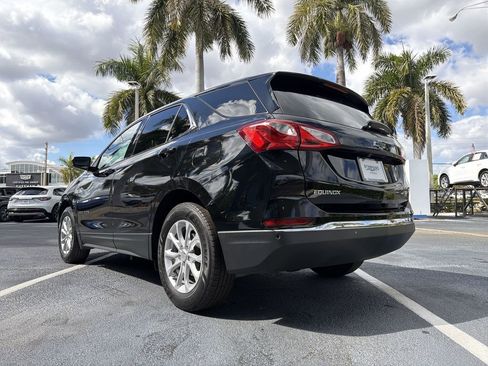 Used 2020 Chevrolet Equinox LT w/ Driver Convenience Package image 19