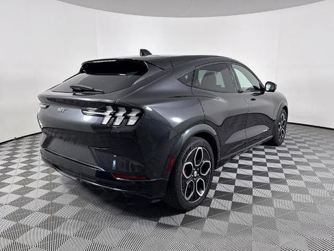 Certified 2022 Ford Mustang Mach-E GT image 21