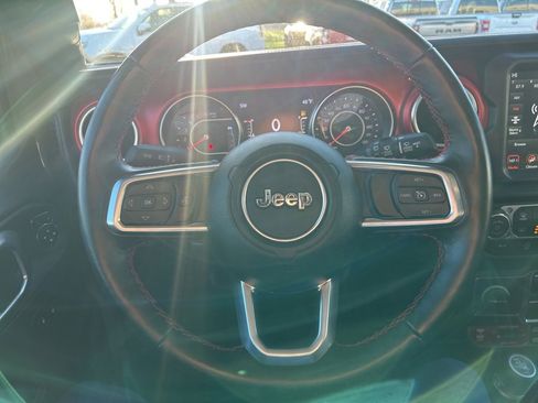 Certified 2021 Jeep Wrangler Unlimited Rubicon image 13