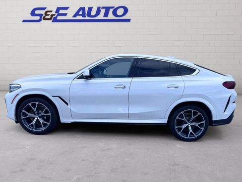 Used 2022 BMW X6 xDrive40i AWD/4WD image 2