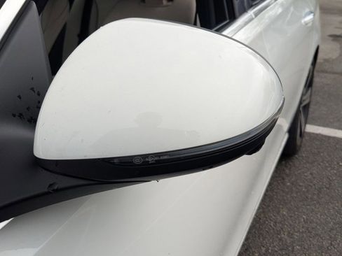 Certified 2023 Mercedes-Benz C 300 Sedan image 4