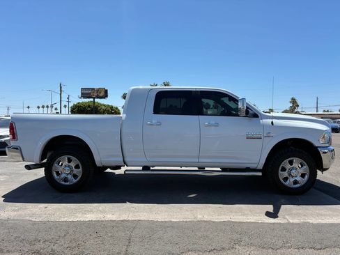 Used 2016 RAM 2500 Laramie w/ Convenience Group AWD/4WD image 8