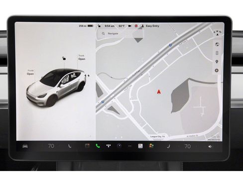 Used 2022 Tesla Model Y Performance AWD/4WD image 40