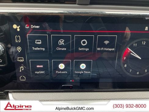 Used 2023 GMC Sierra 1500 Denali w/ Technology Package AWD/4WD image 17