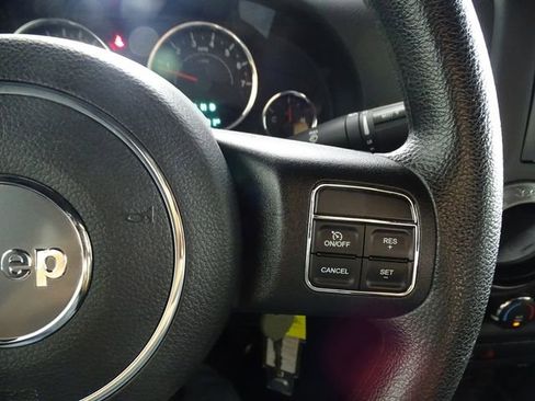 Used 2016 Jeep Wrangler Unlimited Sport image 19