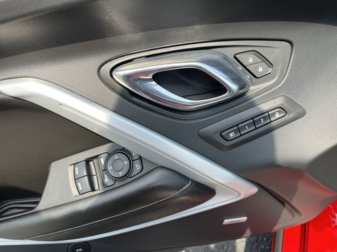 Used 2017 Chevrolet Camaro SS image 22