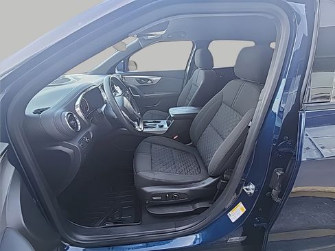 Used 2022 Chevrolet Blazer LT image 13