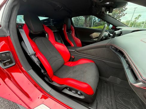 Used 2021 Chevrolet Corvette Stingray Premium Cpe w/ Engine Appearance Package RWD image 27
