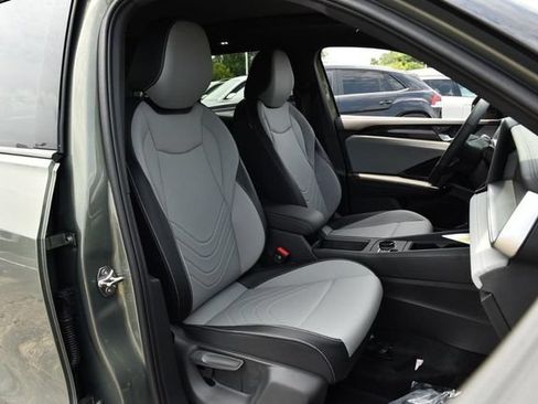 New 2026 Volkswagen Tiguan SE R-Line AWD/4WD image 20