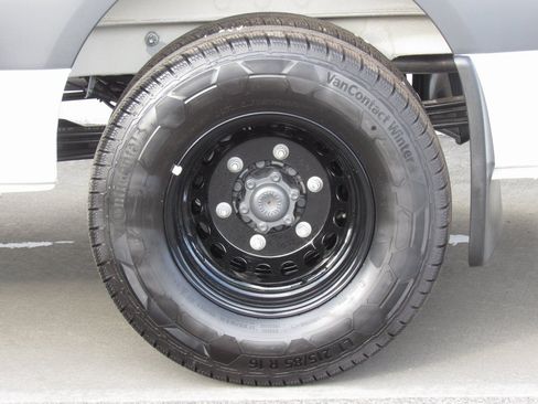 New 2025 Mercedes-Benz Sprinter 4500 image 36