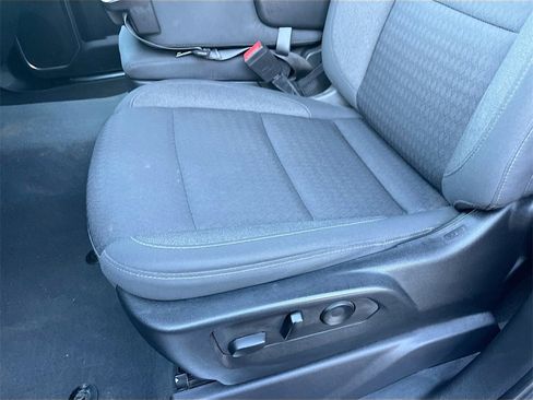 Used 2022 Chevrolet Silverado 1500 LT image 19