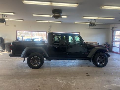 Used 2022 Jeep Gladiator Rubicon w/ LED Lighting Group image 30