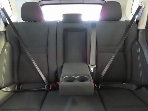 Used 2023 Nissan Rogue S image 27