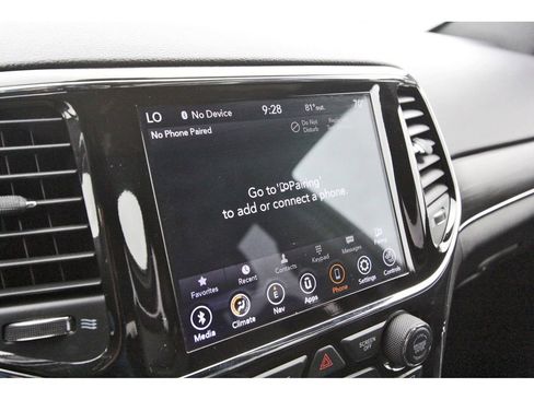 Used 2021 Jeep Grand Cherokee Limited AWD/4WD image 23