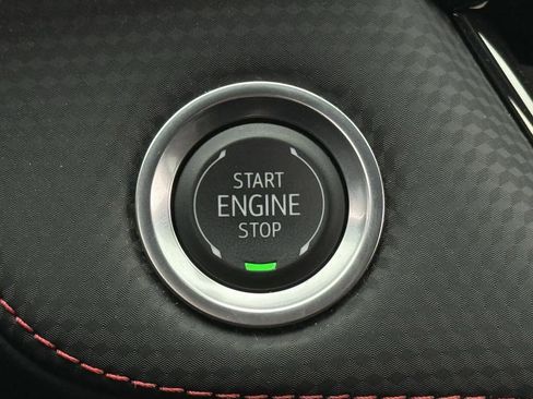 Certified 2025 Chevrolet Equinox RS w/ Safety and Technology Package image 20