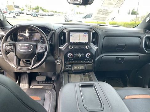 Used 2021 GMC Sierra 1500 AT4 w/ AT4 Premium Package AWD/4WD image 20