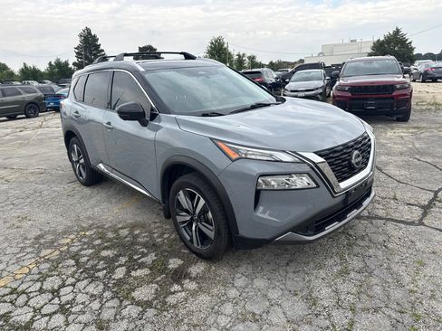 Used 2023 Nissan Rogue SL AWD/4WD image 4